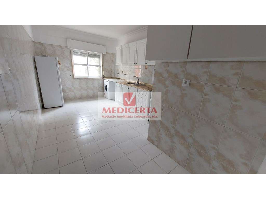 T2 - Tapada das Merces - Grande imagem: 2/13