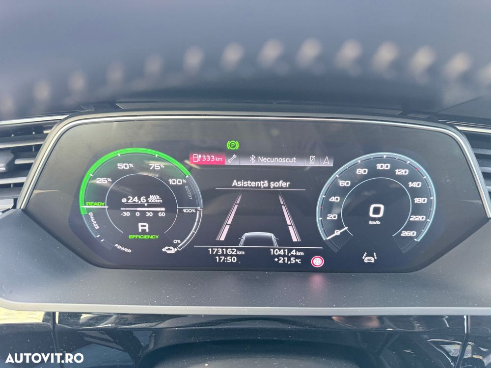 Audi e-tron 55 quattro - 15