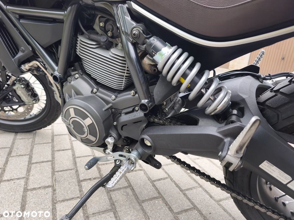 Ducati Scrambler - 17