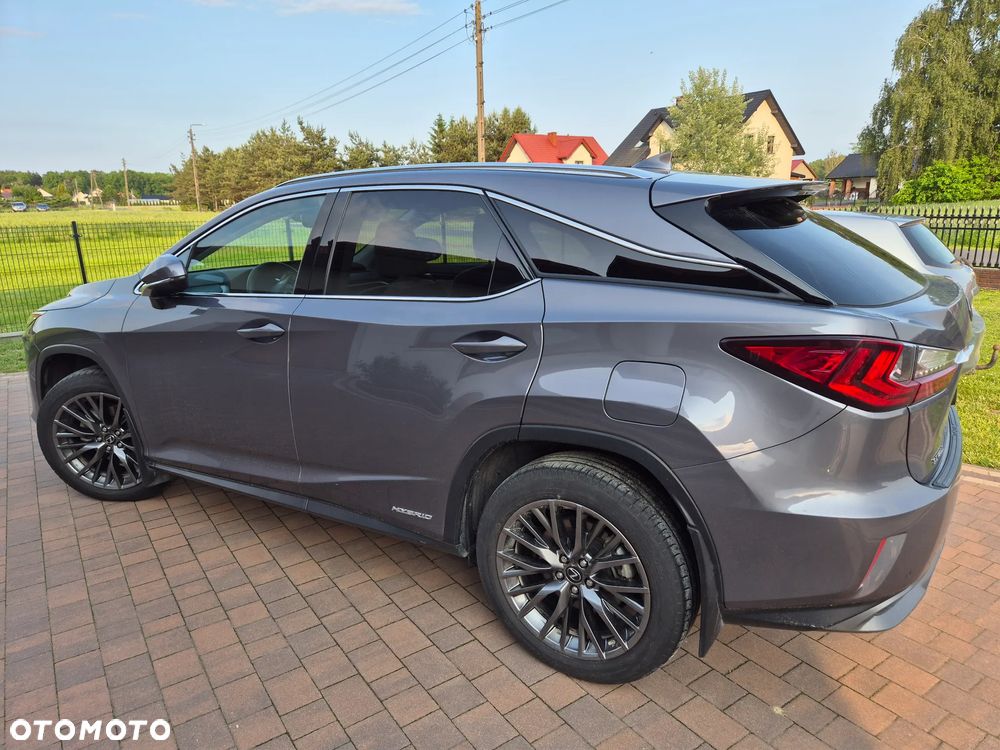 Lexus RX - 4