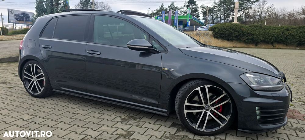 Volkswagen Golf 2.0 TDI DPF BMT DSG GTD - 6