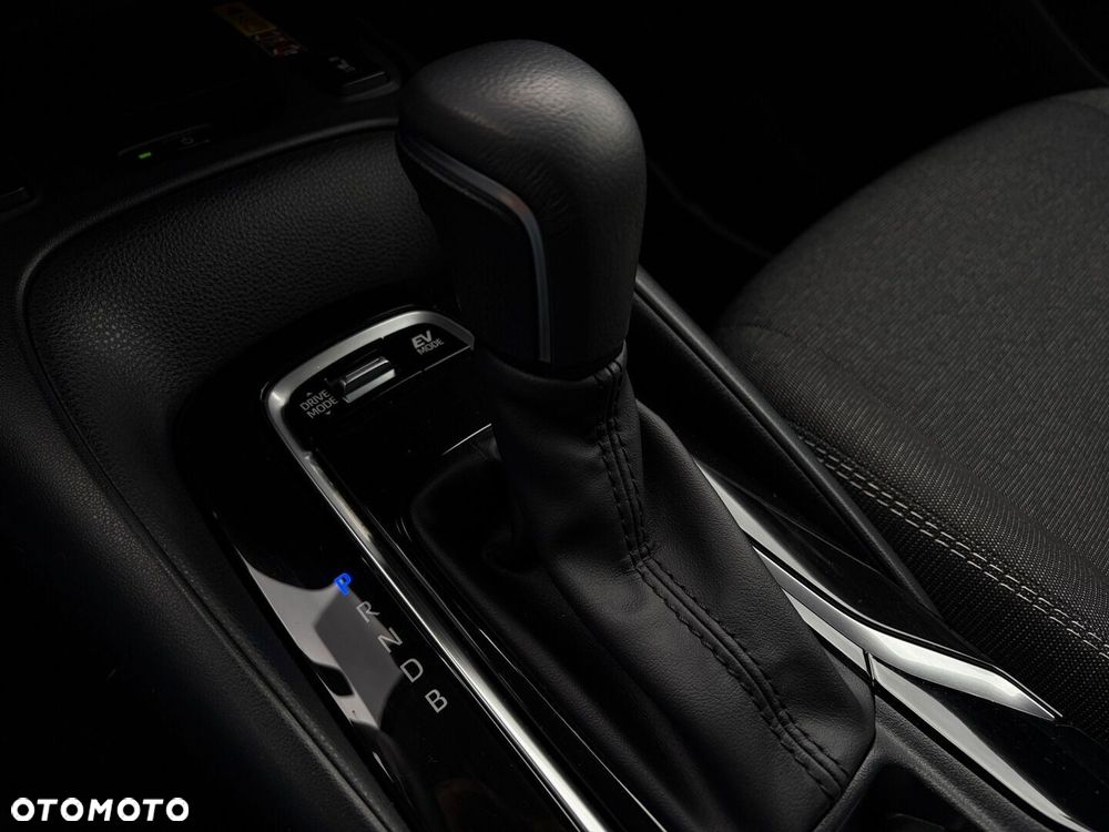 Toyota Corolla 1.8 Hybrid Comfort - 26