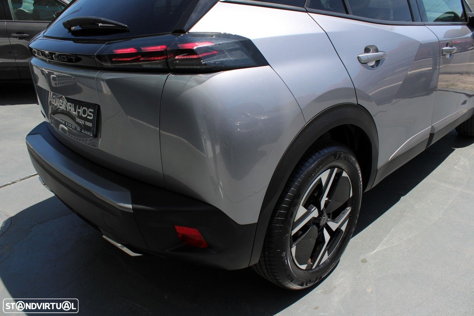 Peugeot 2008 1.2 PureTech Allure Pack EAT8 - 8