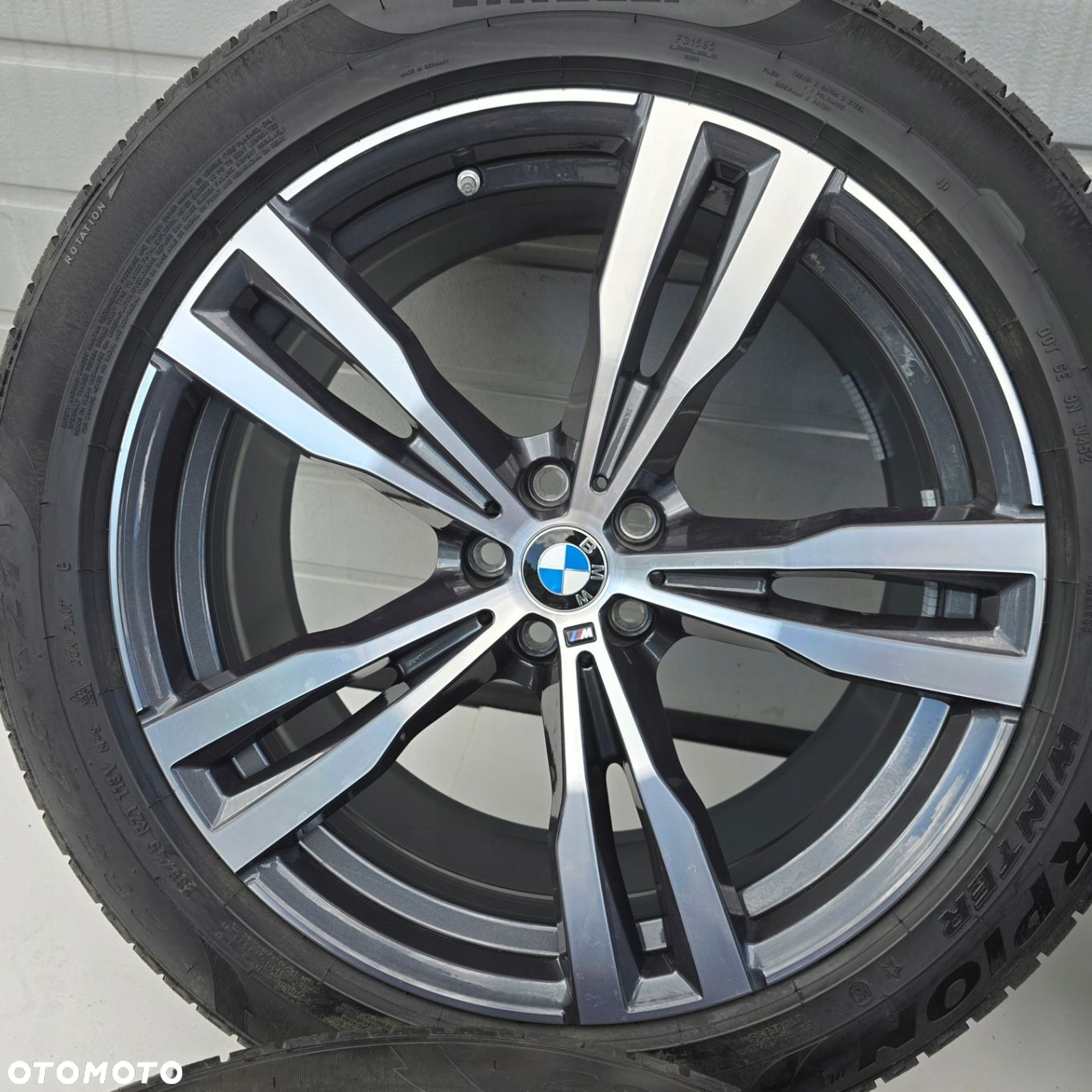 BMW X7 G07 M-PAKIET 21 5X112 9.5J ET36 23R 285/45R21 113V ZIMA 4X - 4