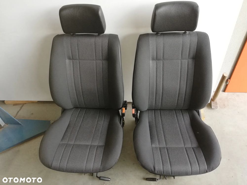 Volkswagen Golf 1.8 GL - 6