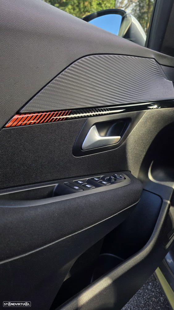 Peugeot e-208 Allure Pack - 10