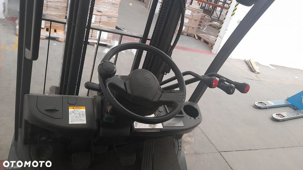 Toyota 02-8FGL15 - 3
