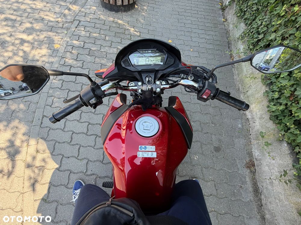 Honda CBF - 10