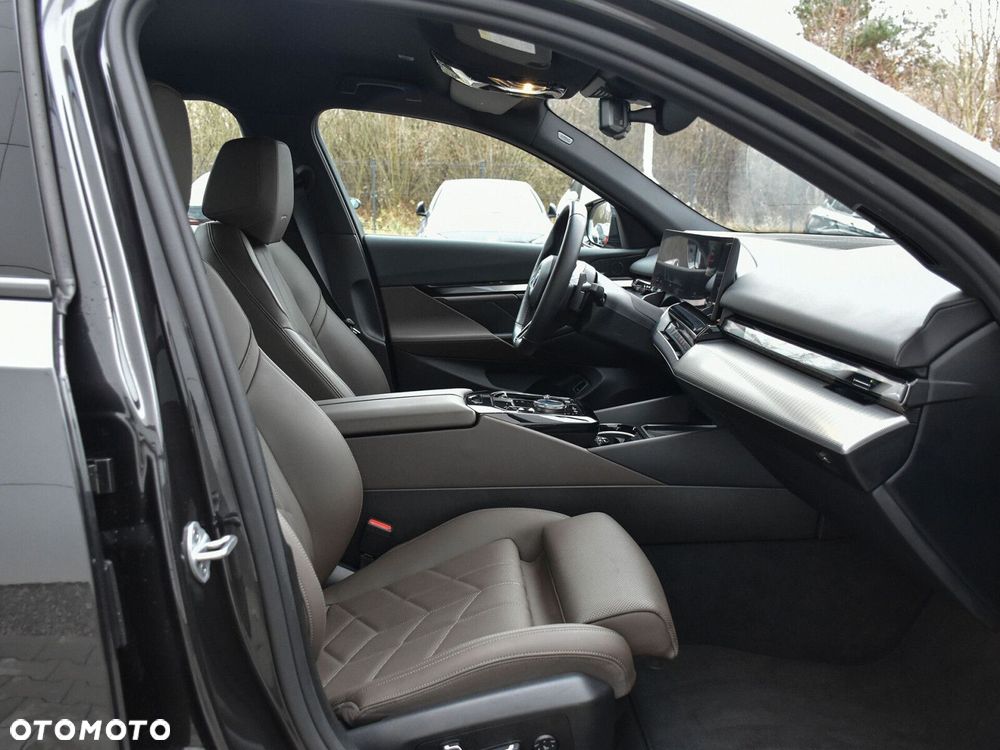 BMW Seria 5 - 19