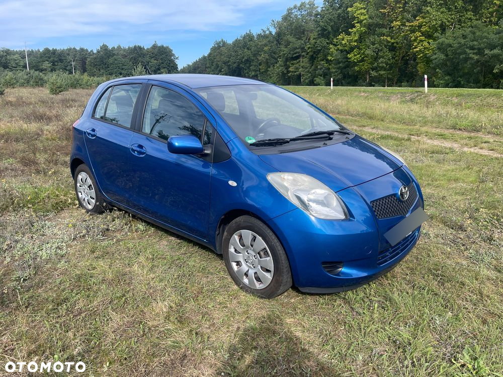 Toyota Yaris 1.3 Sol - 2