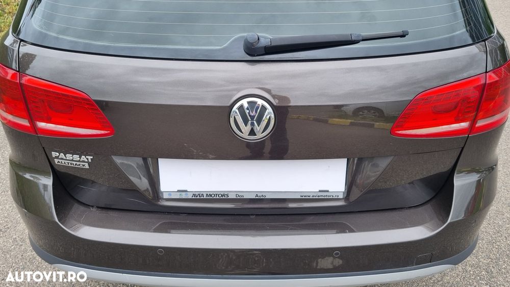 Volkswagen Passat 2.0 TDI 4Motion BlueMotion Technology DSG Highline - 29