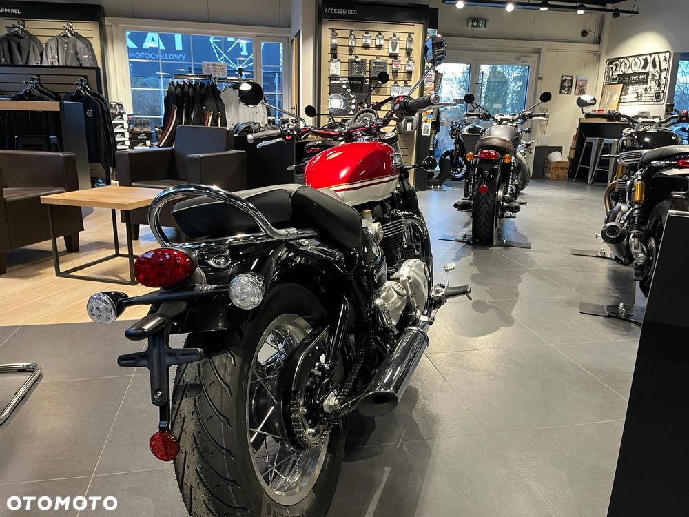 Triumph Speedmaster - 15