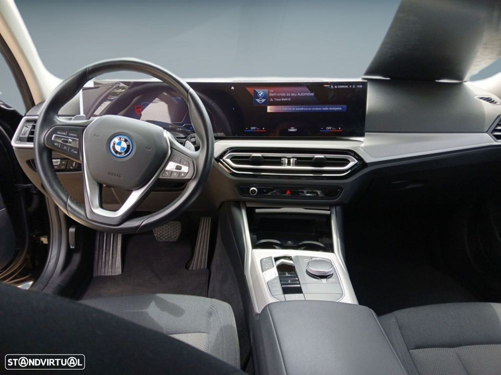 BMW 320 e Auto - 9