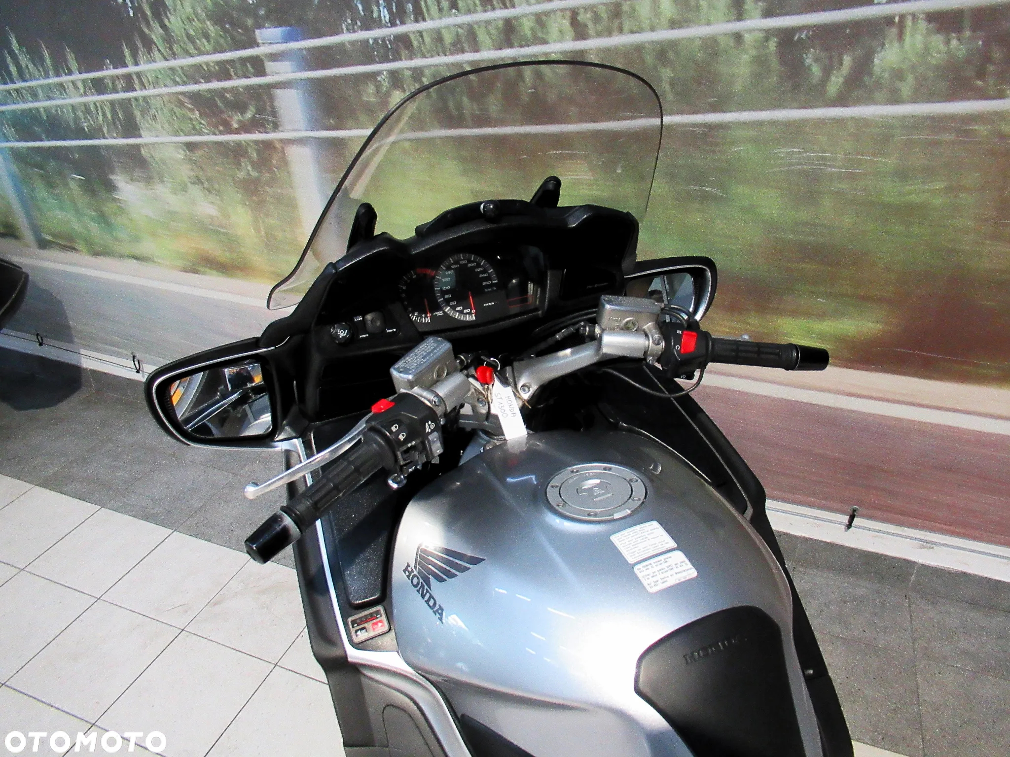 Honda ST - 10