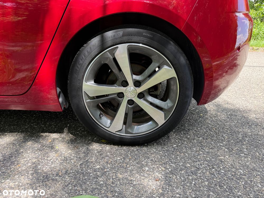 Peugeot 308 PureTech 130 GPF Stop & Start Allure Pack - 31
