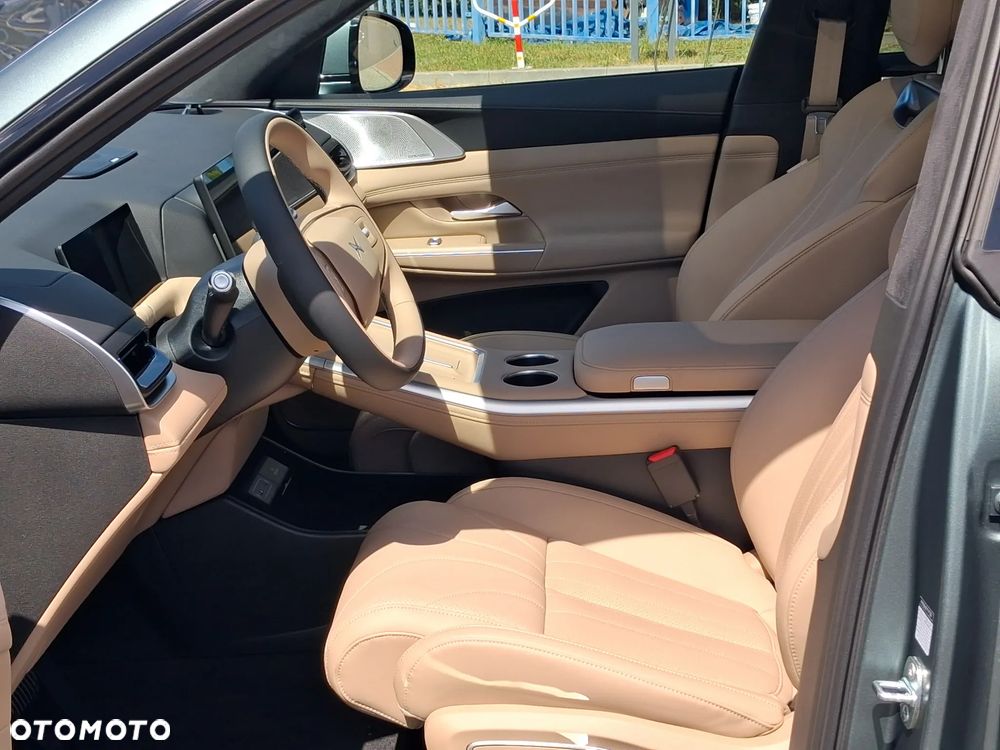 XPeng G9 94.6 kWh AWD Performance - 11