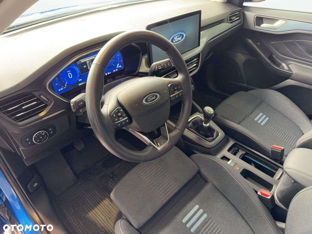 Ford Focus - 10