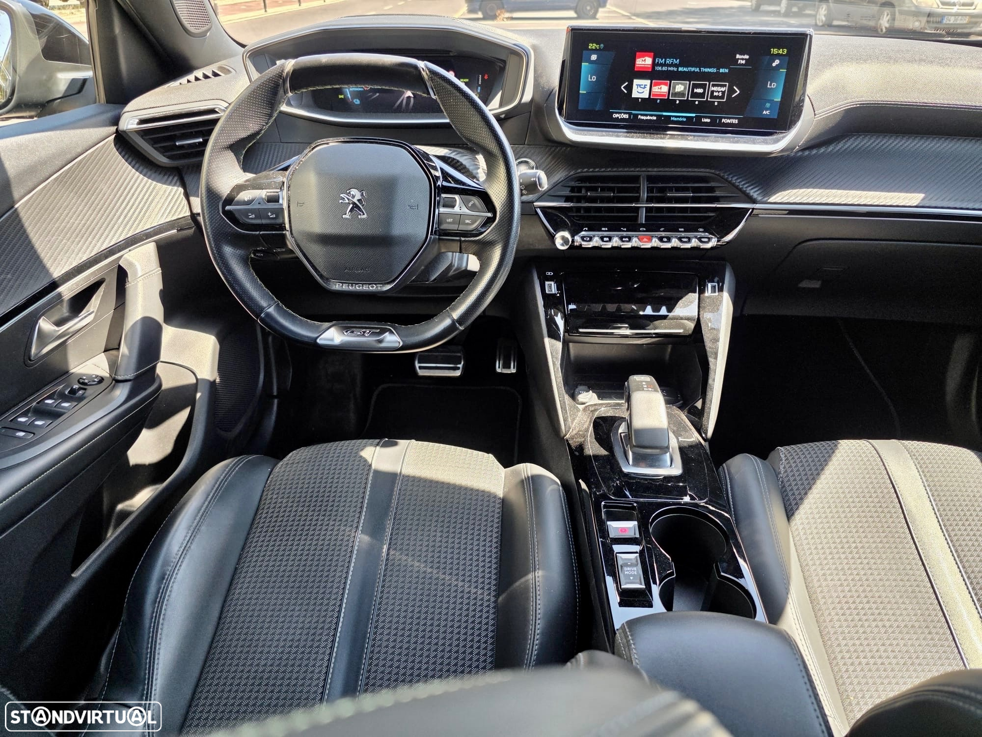 Peugeot e-2008 50 kWh Allure Pack - 16
