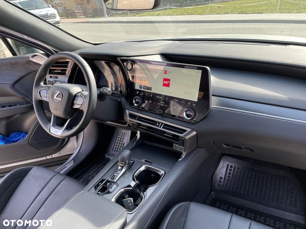 Lexus RX 500h (hybrid) F SPORT+ - 35