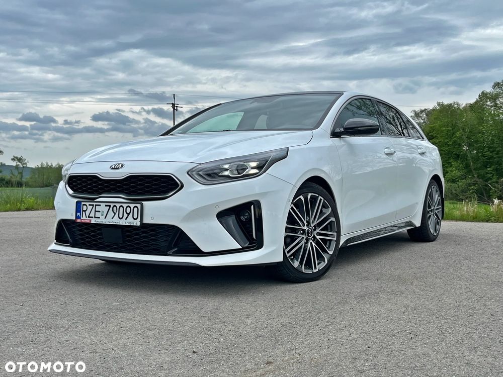 Kia ProCeed - 1