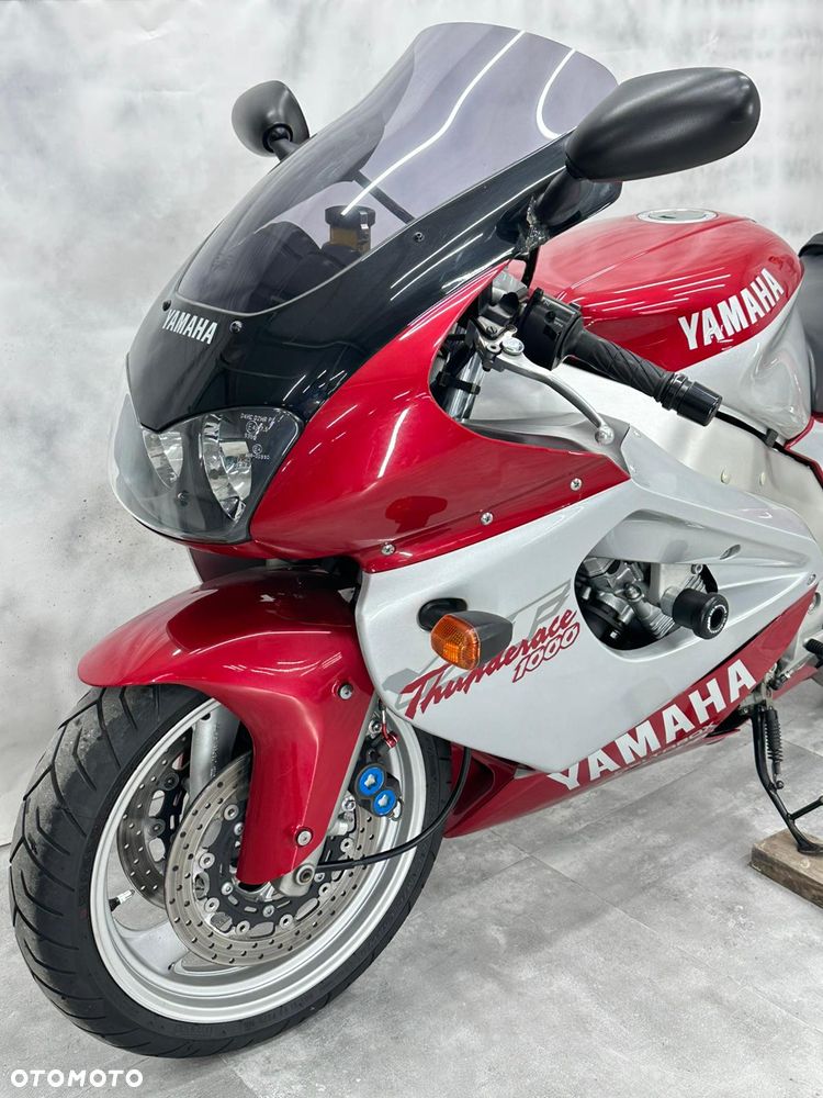 Yamaha YZF - 12