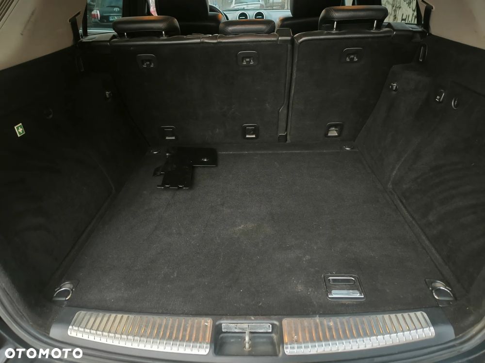 Mercedes-Benz ML - 33