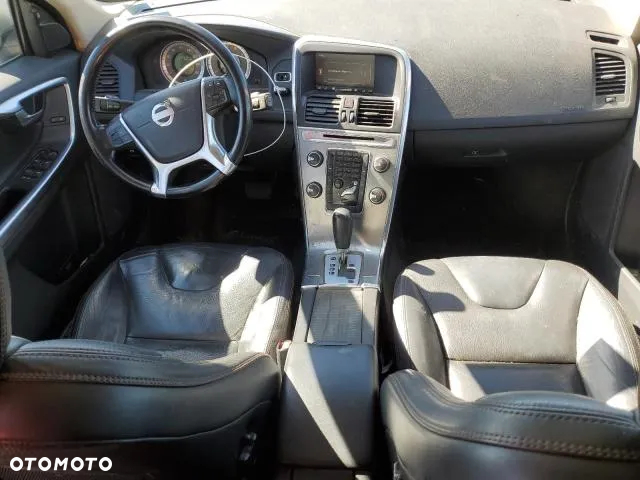 Volvo XC 60 3.2 AWD Momentum - 8