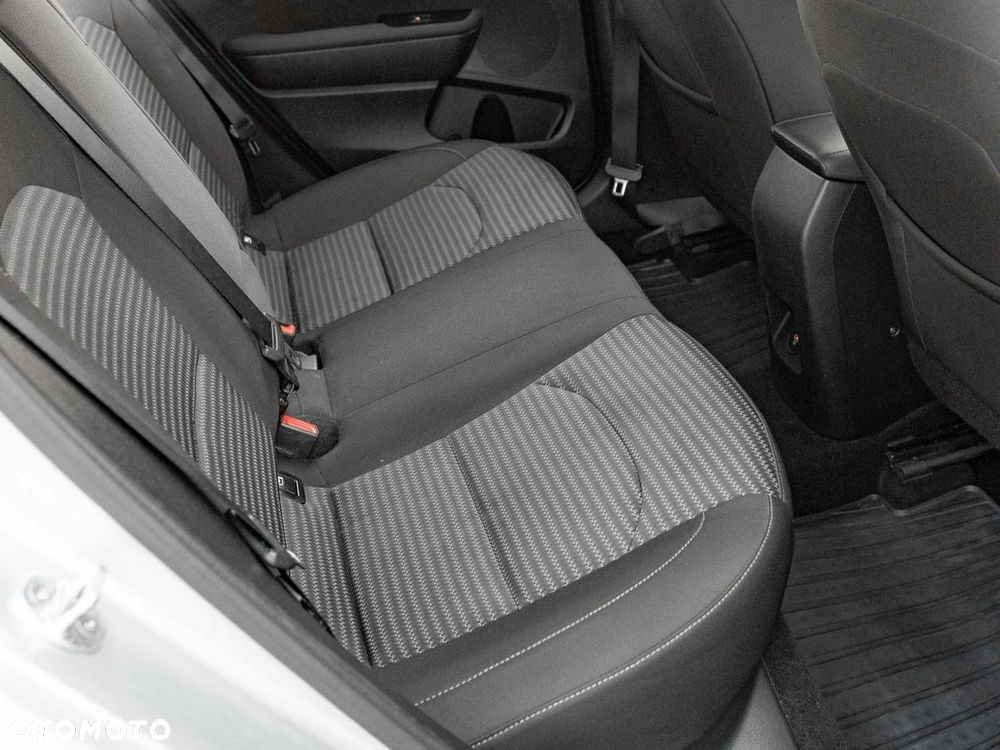Kia Ceed 1.5 T-GDI M - 25