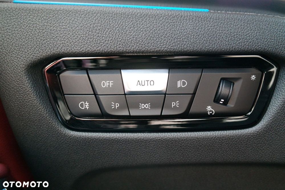 BMW Seria 3 - 25