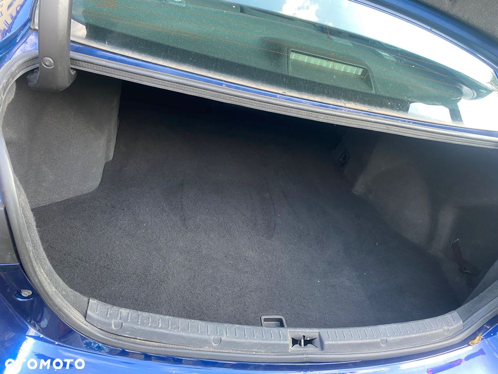 Toyota Avensis 2.0 D-4D Selection - 9