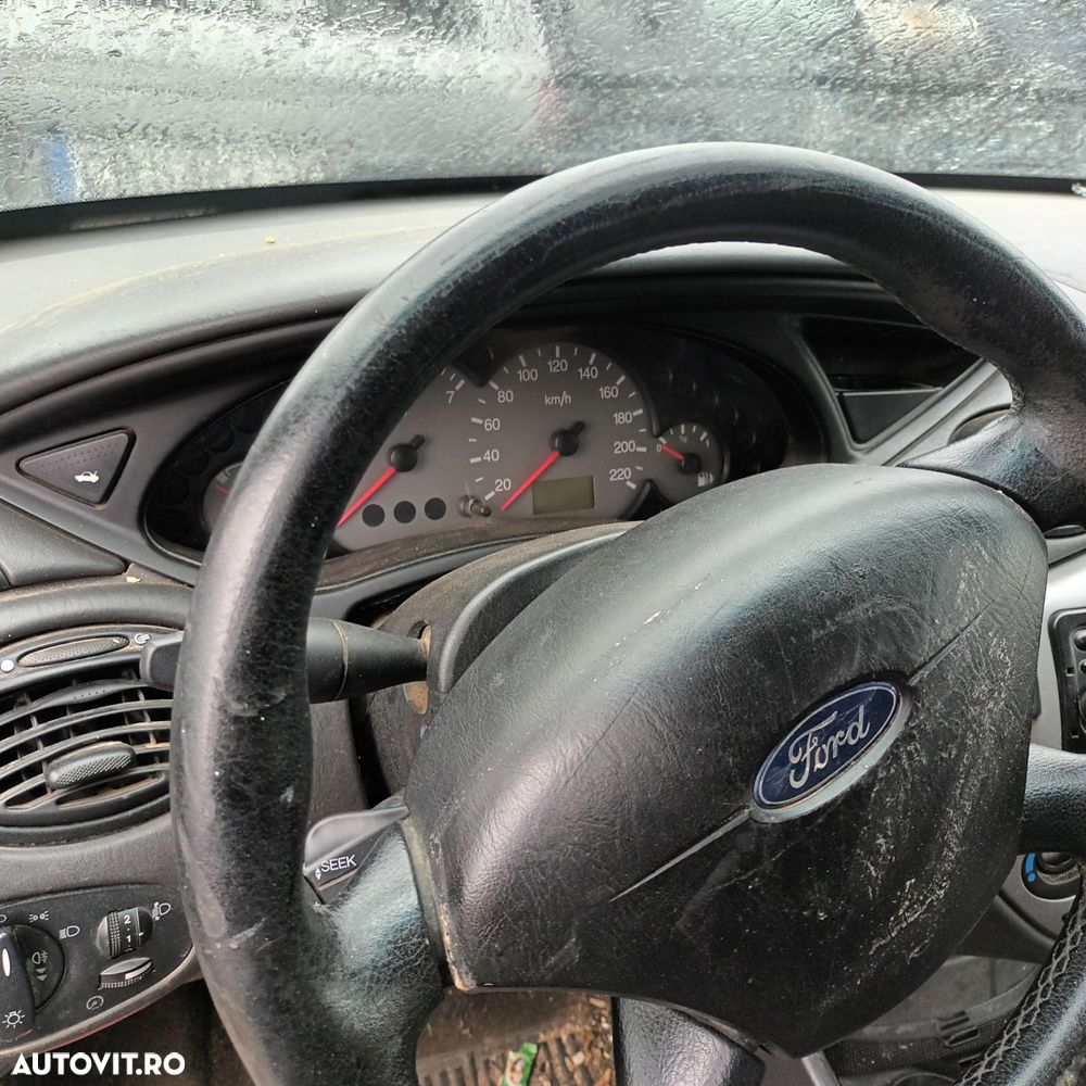 Dezmembrari  Ford FOCUS Mk 1  1998  > 2007 1.6 16V Benzina - 8