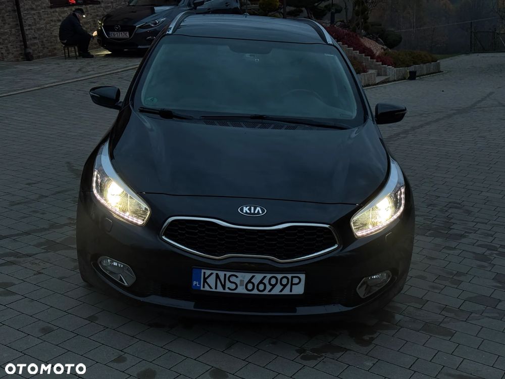 Kia Ceed - 6