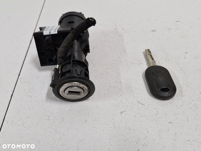 fiat panda iii 3 stacyjka kluczyk 00518006280 - 1