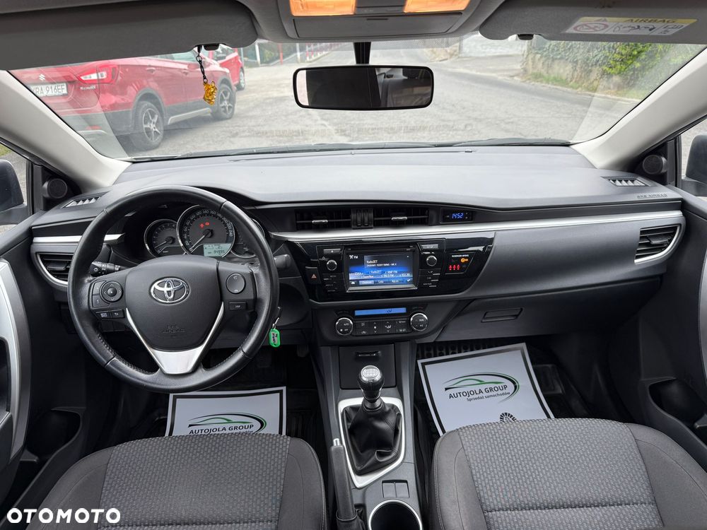 Toyota Corolla 1.6 Premium - 8