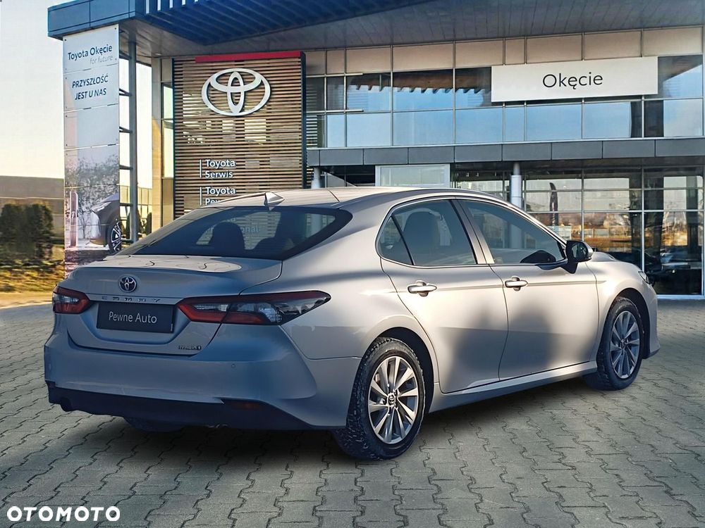 Toyota Camry 2.5 Hybrid Comfort CVT - 6