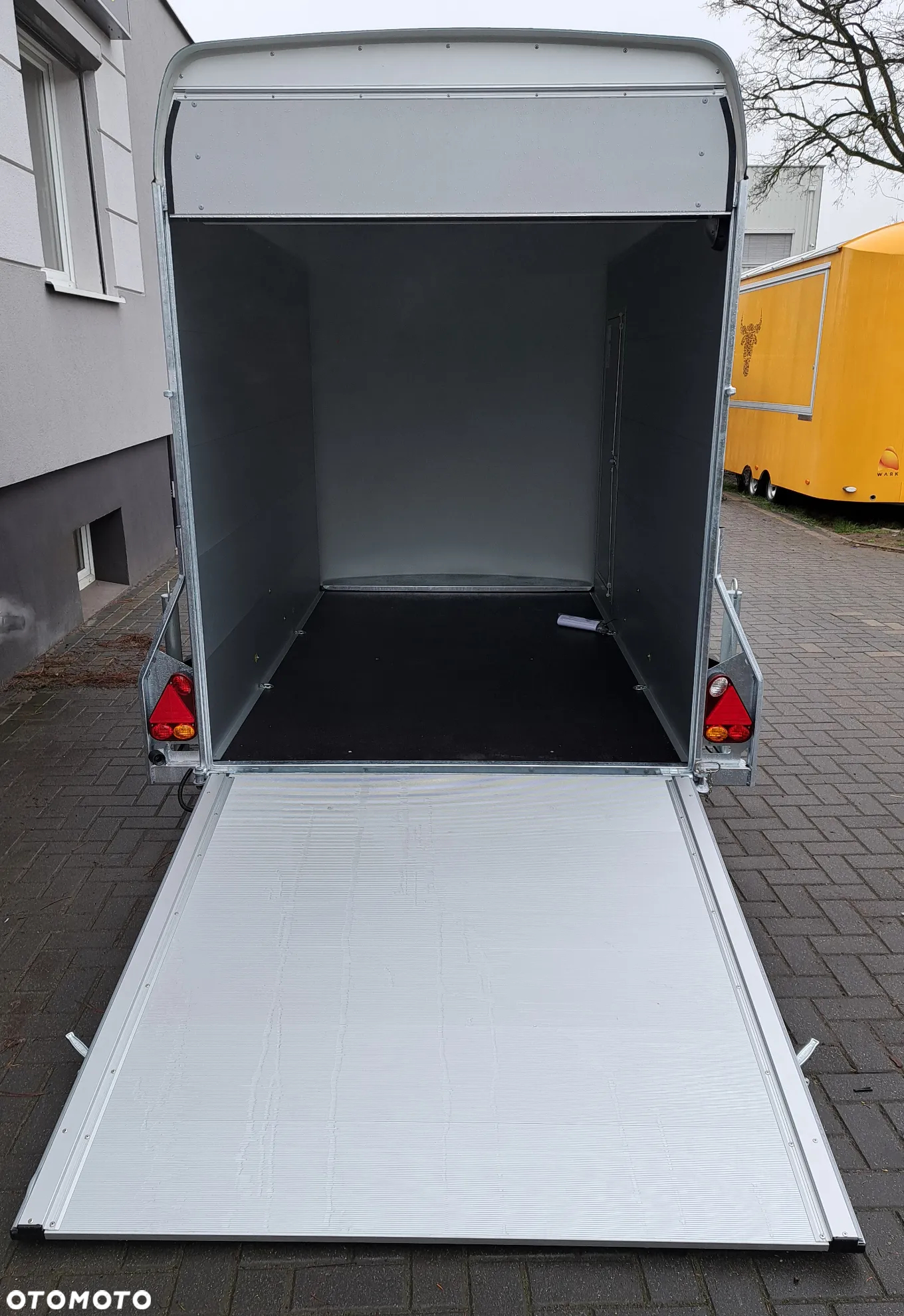 Debon FURGON 300 AL+D, DMC 1300 KG - 6