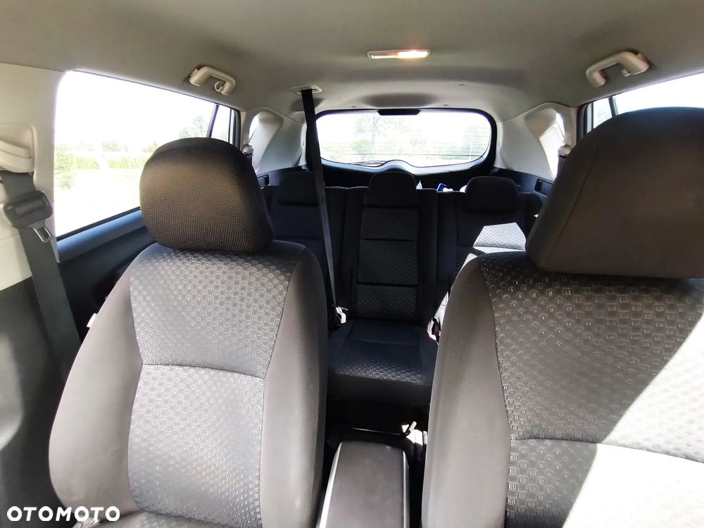 Toyota Verso 2.0 D-4D Sol - 22
