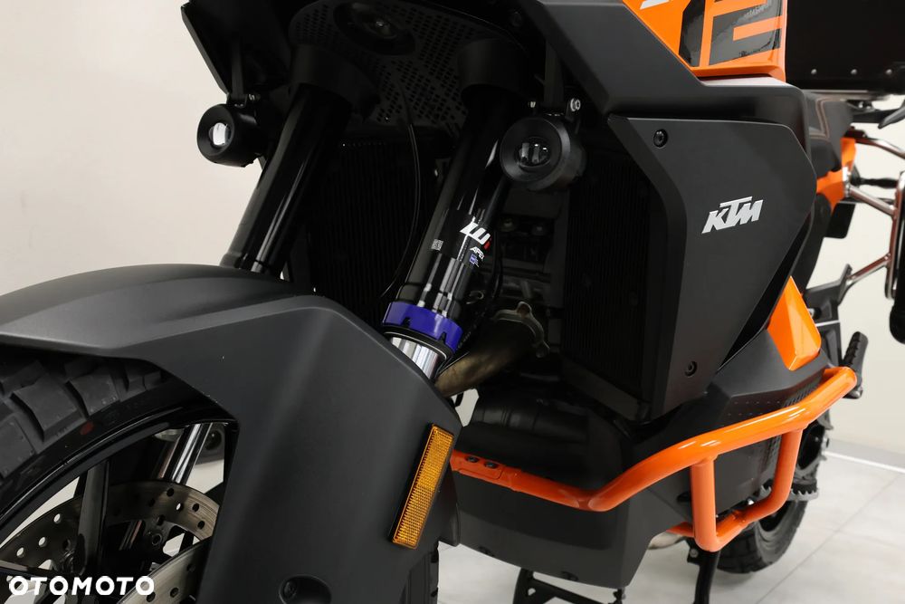 KTM Super Adventure - 25