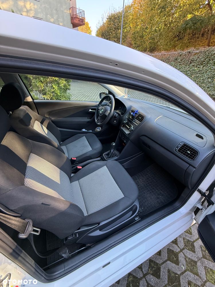 Volkswagen Polo - 6