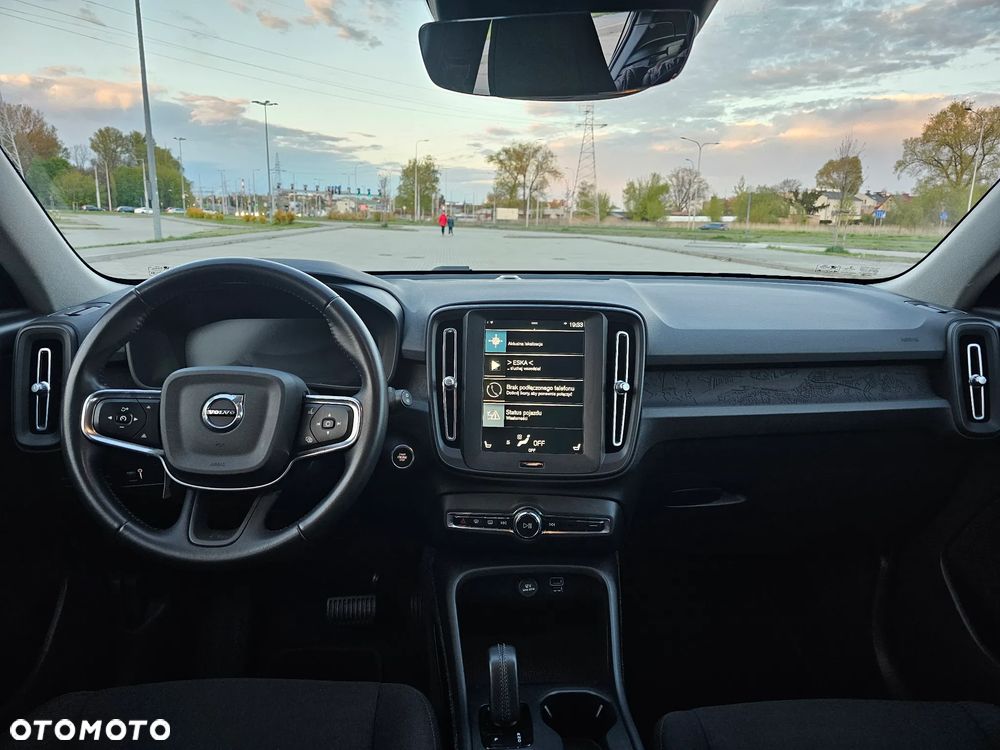 Volvo XC 40 T2 Essential - 16