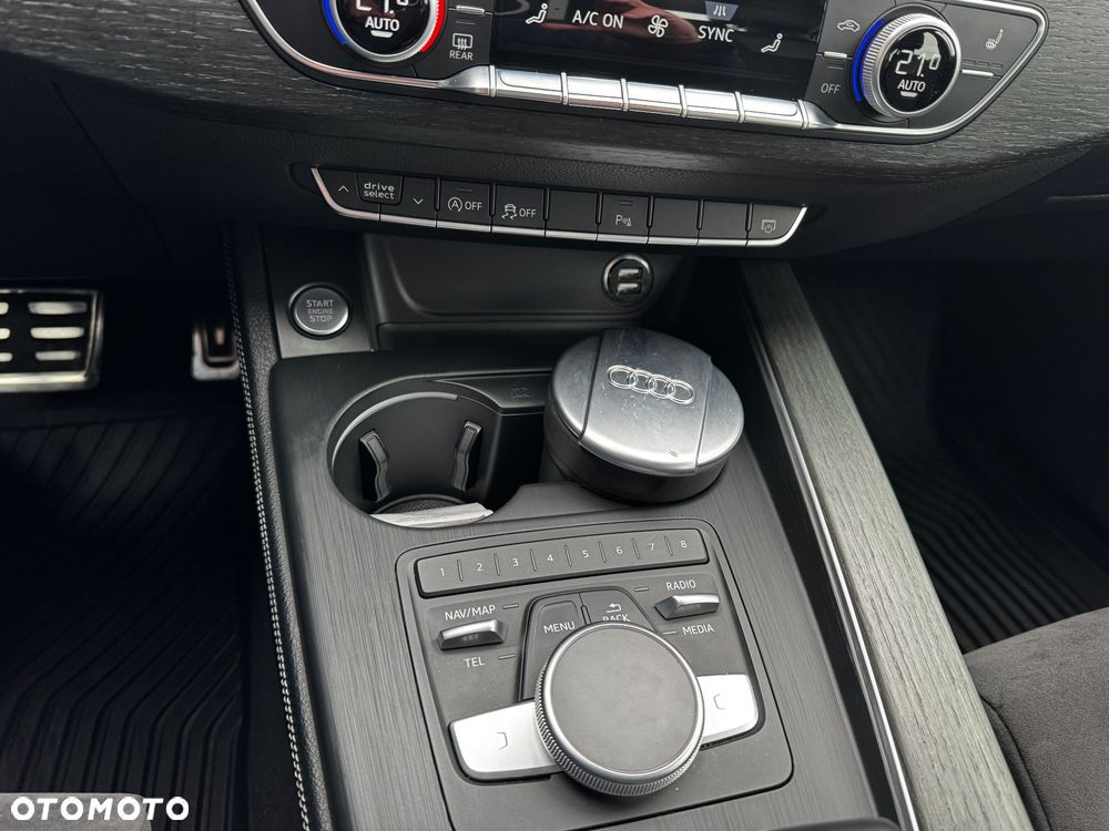 Audi A4 Limousine 2.0 TDI Sport S tronic - 24