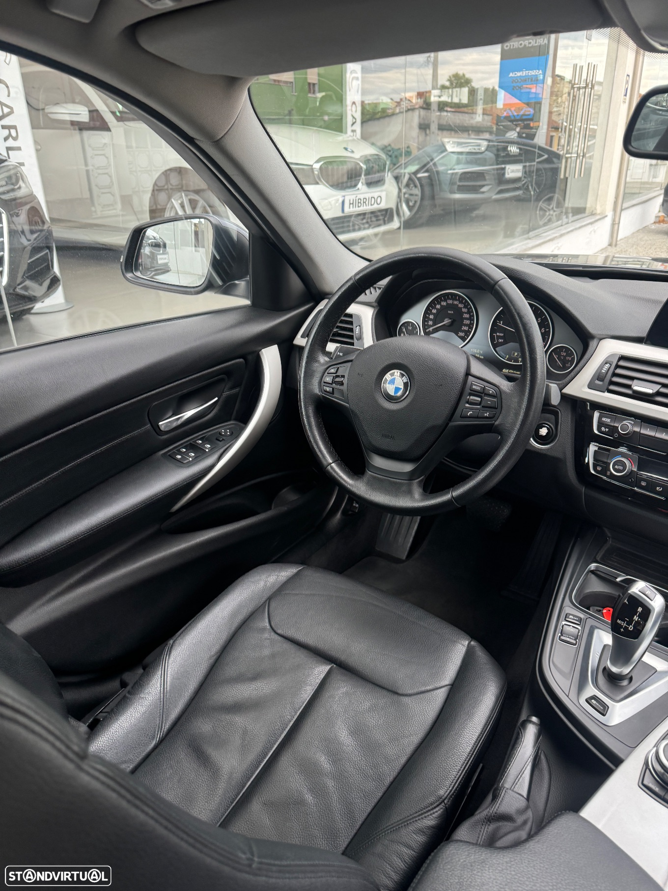 BMW 330 e iPerformance Line Luxury - 11