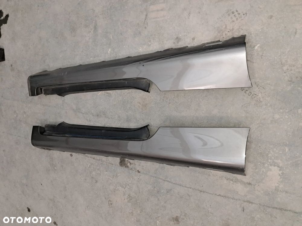 AUDI TT 8J 06-12r LISTWA PROGOWA KOLOR LY1P