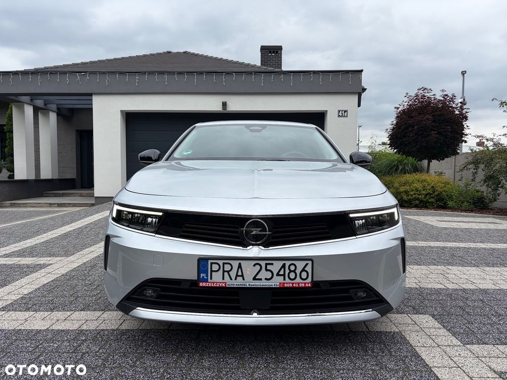 Opel Astra 1.2 Turbo Automatik Business Edition - 2