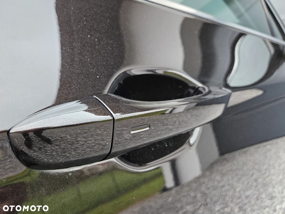 Volkswagen Passat 2.0 TDI EVO Business DSG - 34