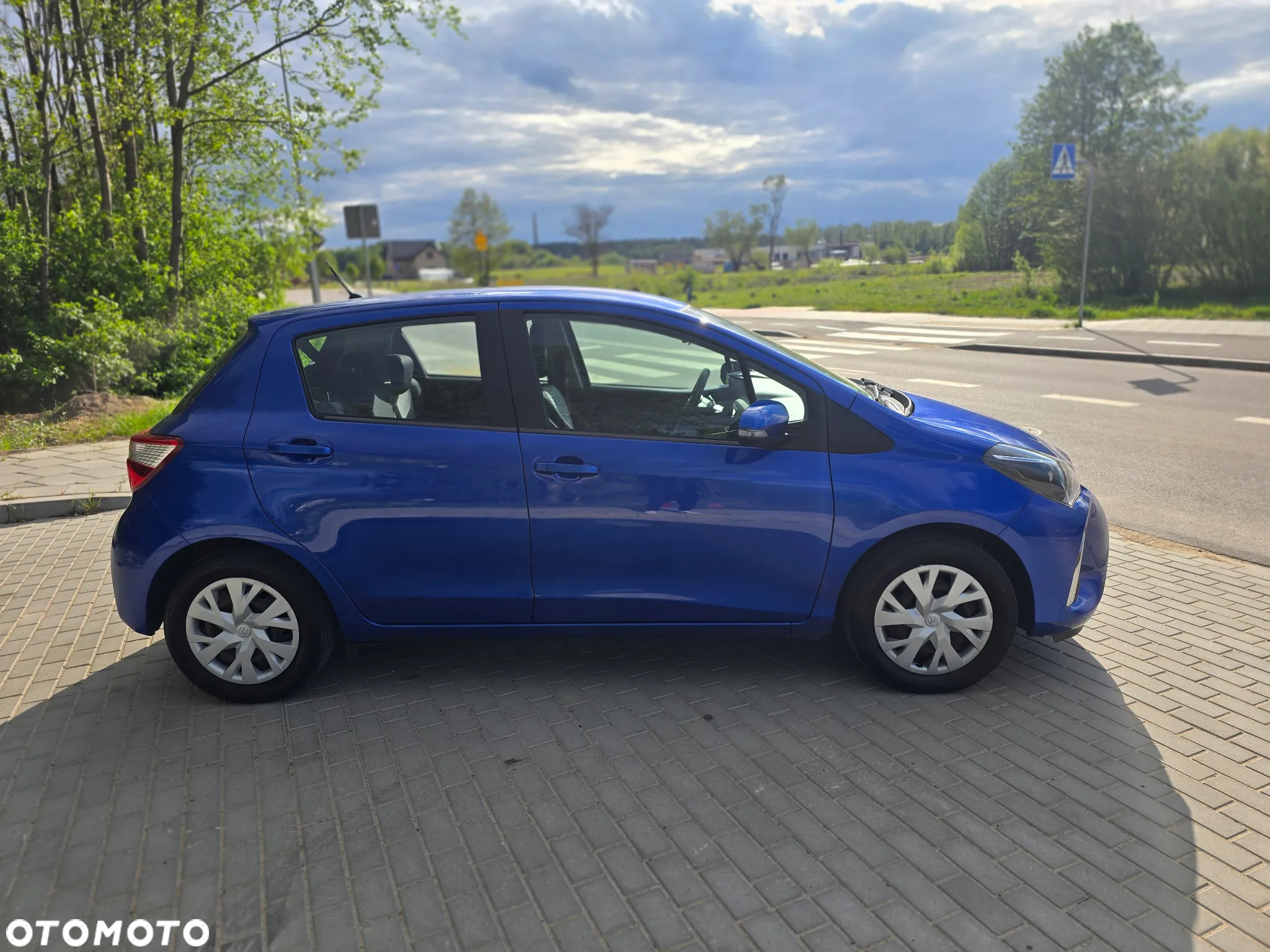 Toyota Yaris 1.5 Premium - 8