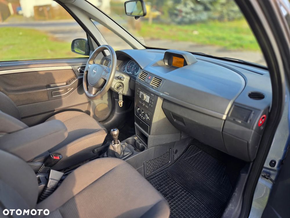 Opel Meriva 1.6 Cosmo - 12