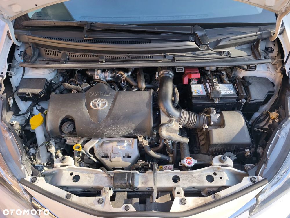 Toyota Yaris 1.5 Premium - 15