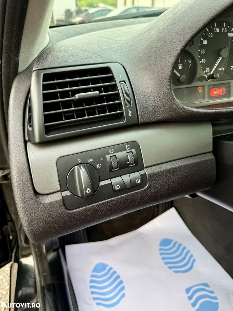 BMW Seria 3 316i Edition Sport - 26