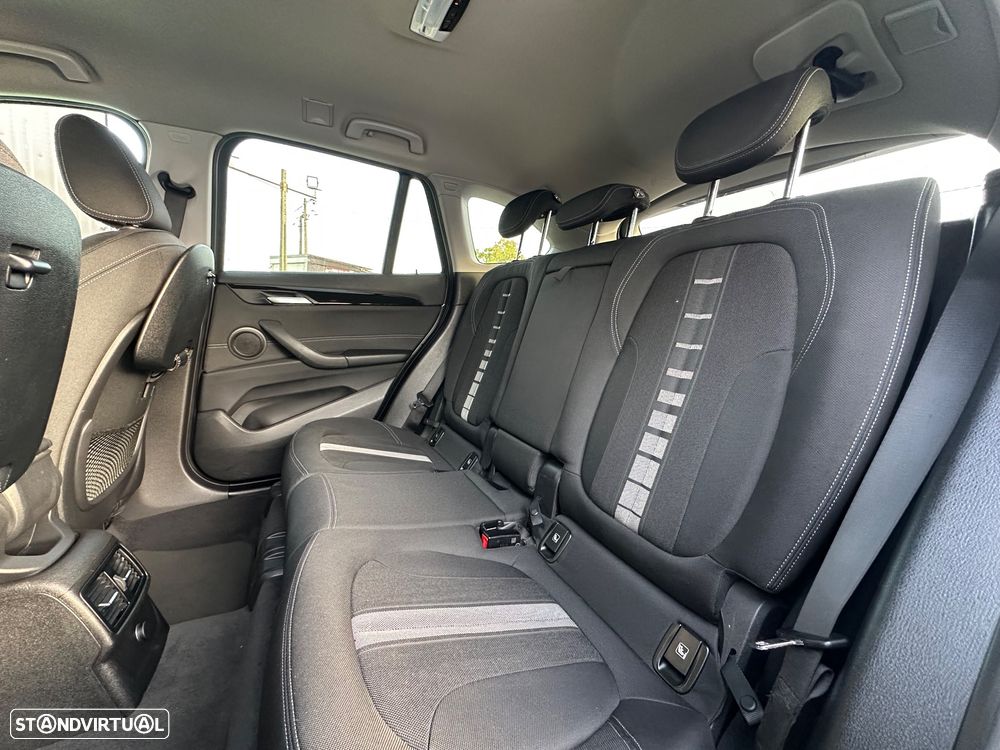 BMW X1 16 d sDrive Line Sport - 8